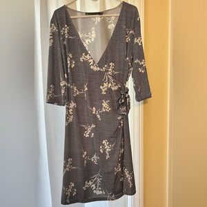 Elegant Gray and white floral Faux wrap dress. Never worn. XL